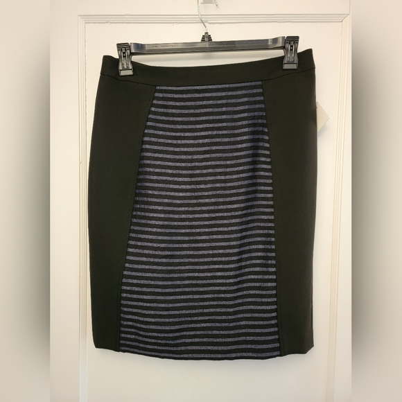 NWT Halogen skirt size 10 - Picture 1 of 5